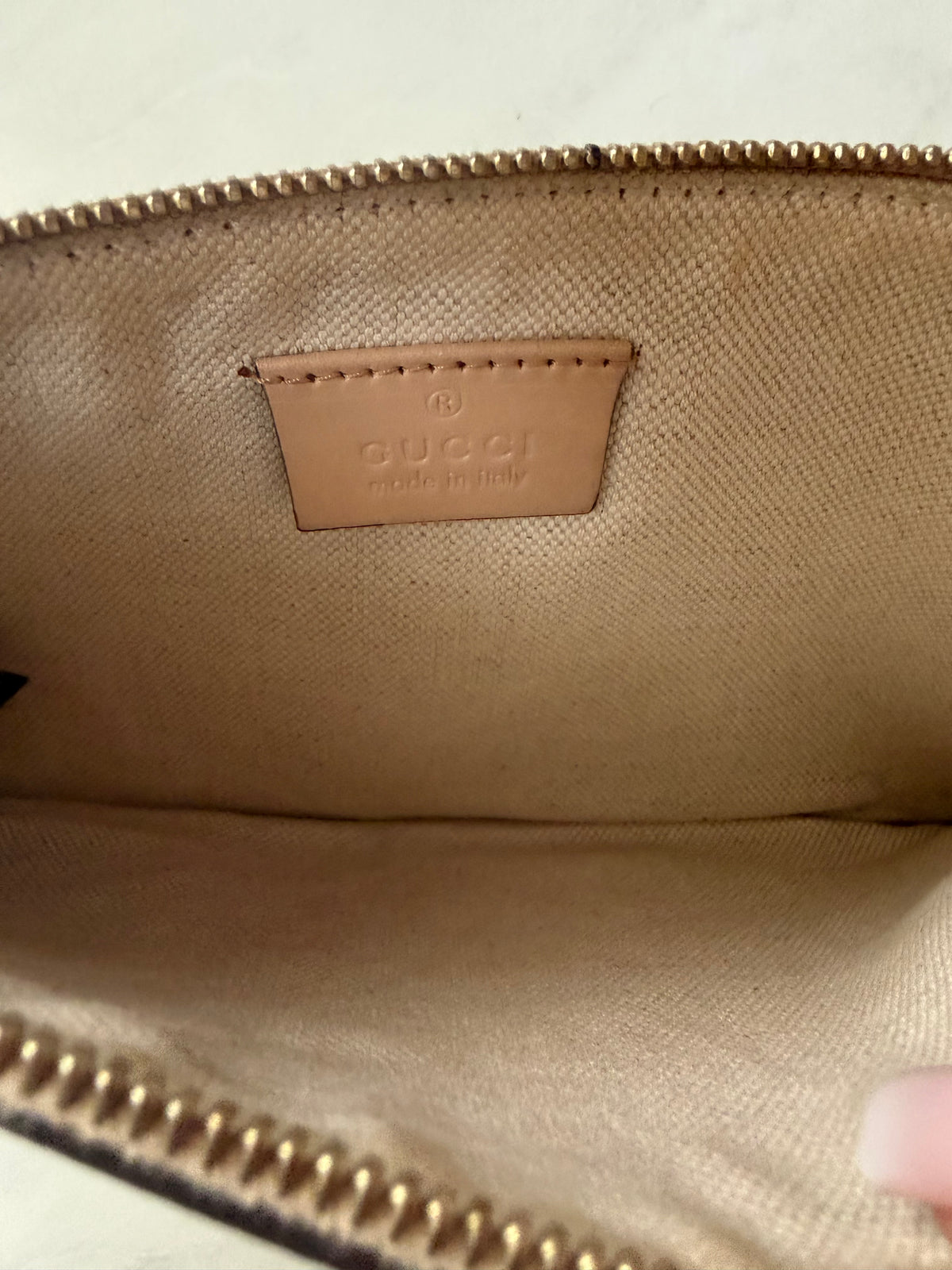 Preloved Tan Gucci Clutch w/ added Chain