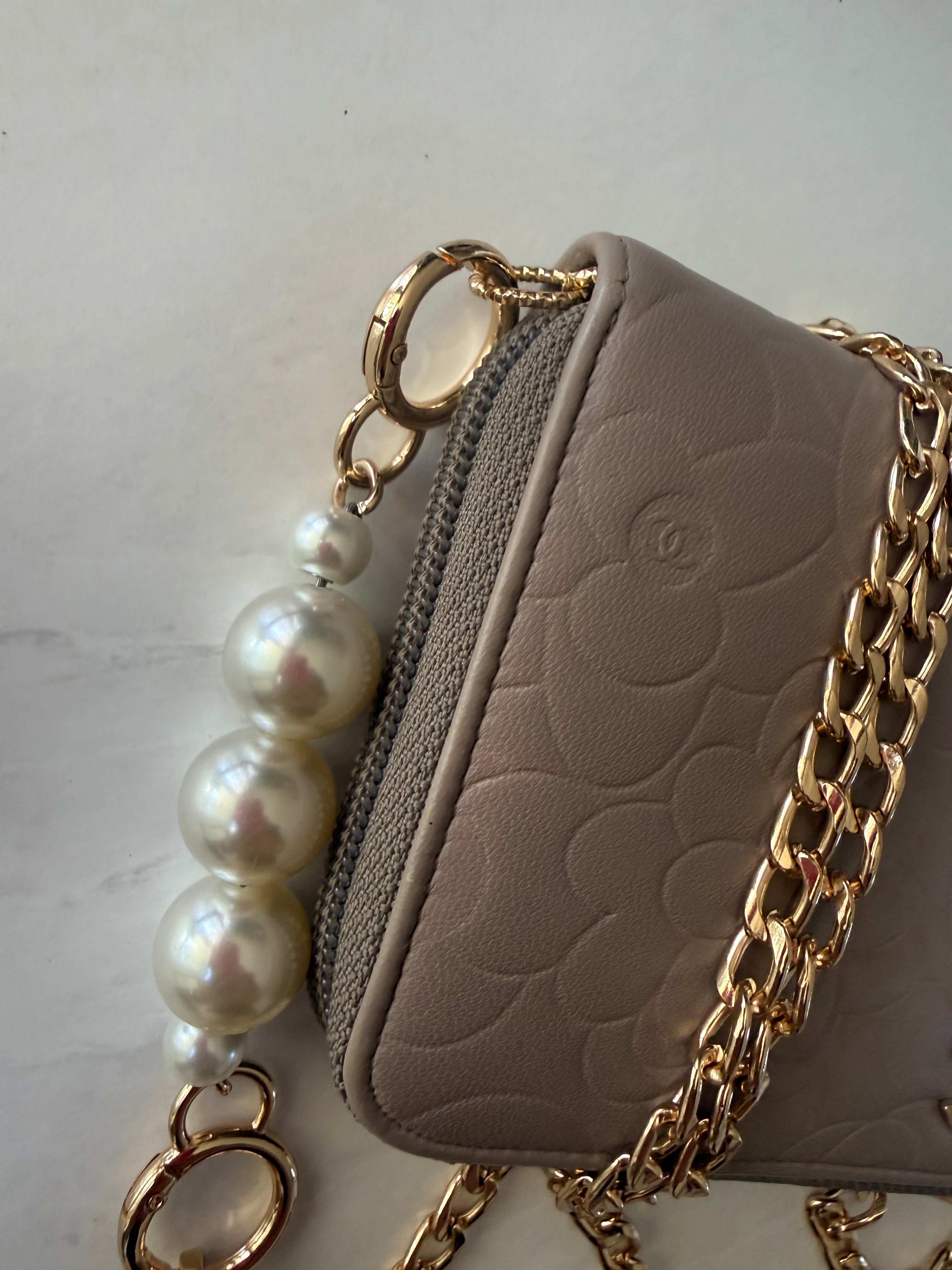Chanel Lambskin Camellia  Nude Wallet