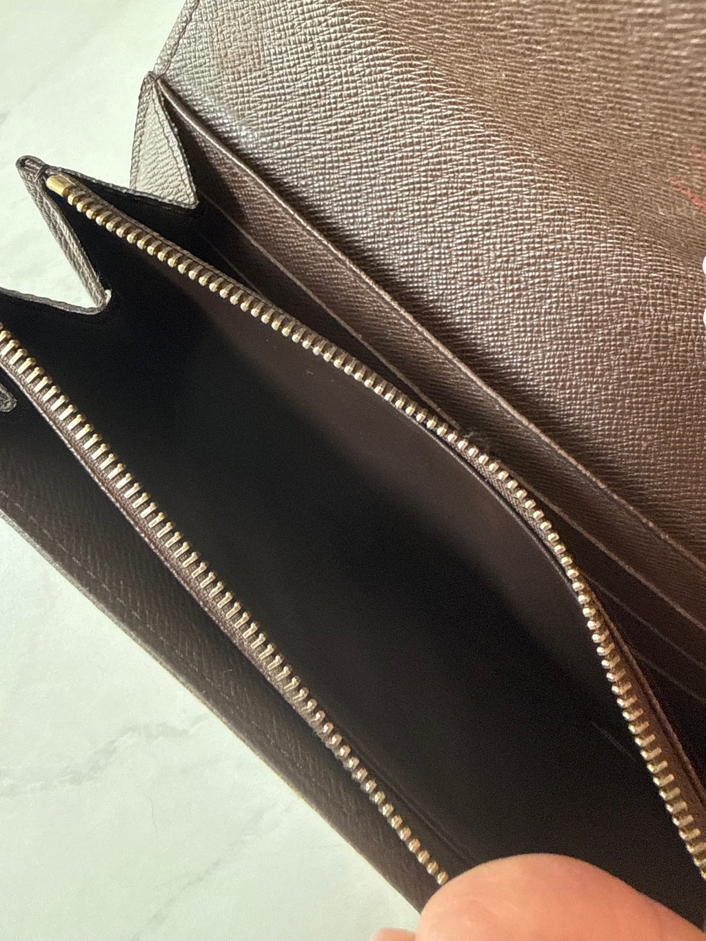 Louis Vuitton Ebene Sarah Wallet