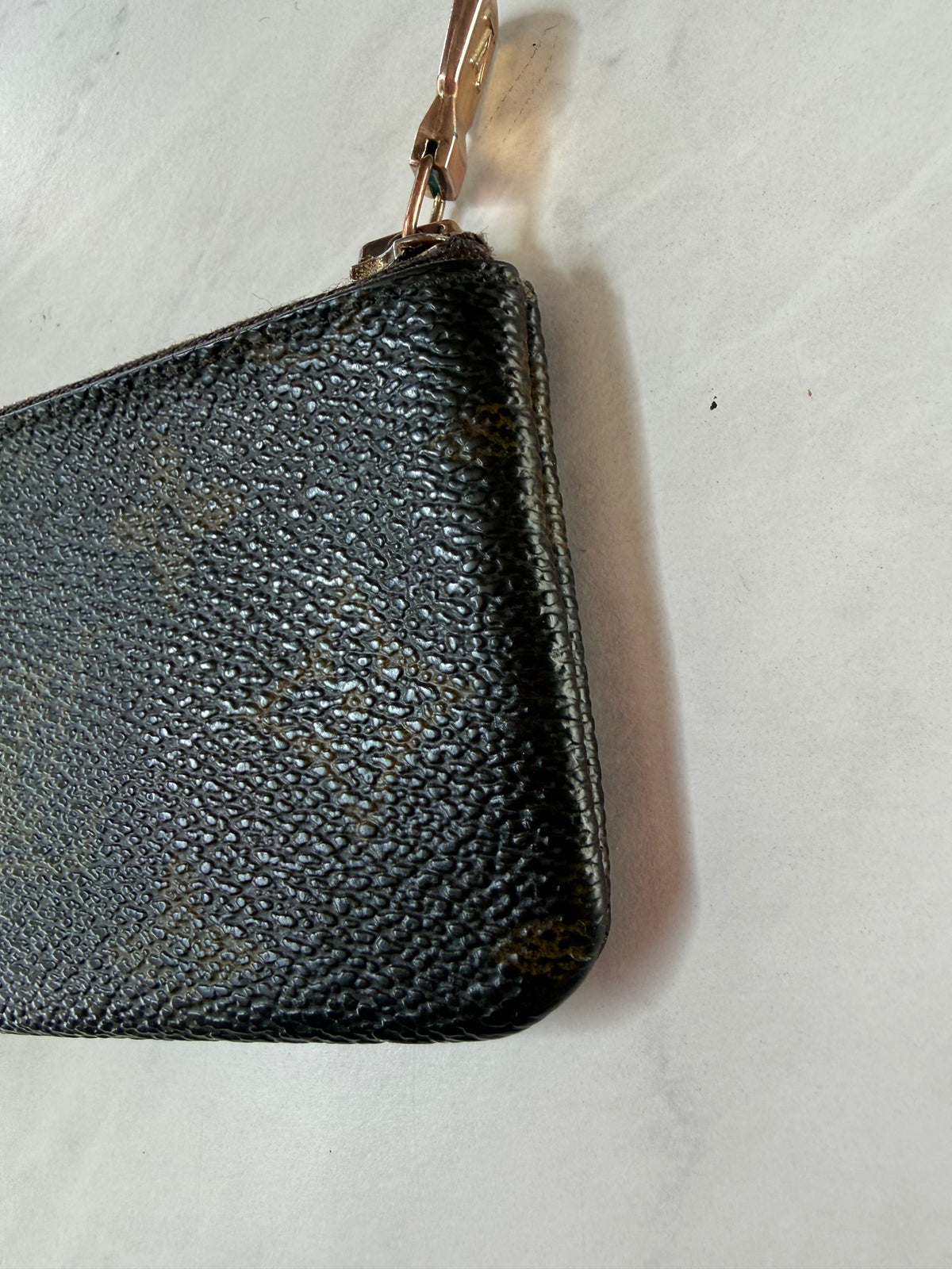 Preloved Louis Vuitton Monogram Cles Key Pouch