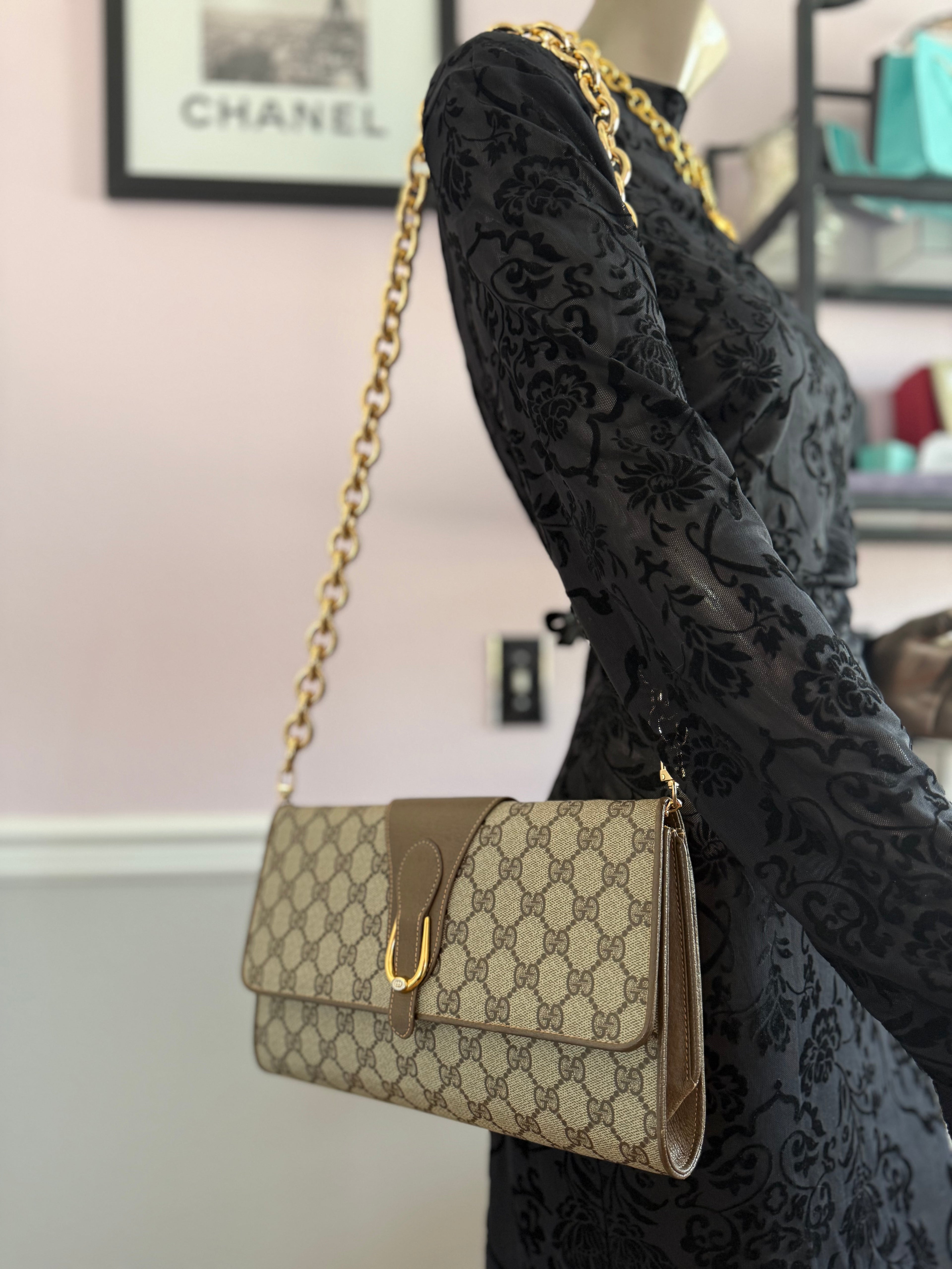 Gucci Clutch W/ added Chunky Gold Chain