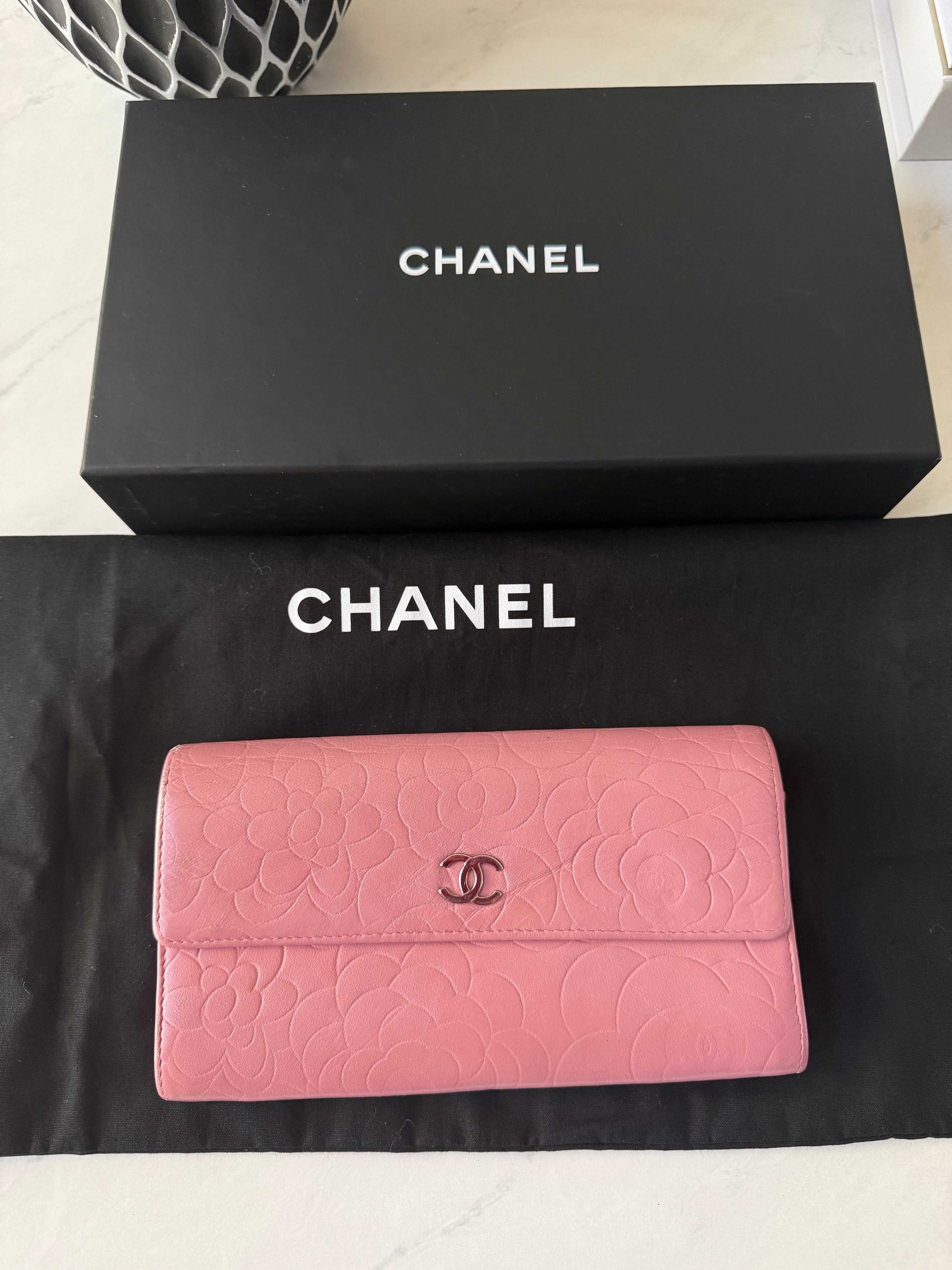 Preloved Pink Chanel Lambskin Wallet SHW