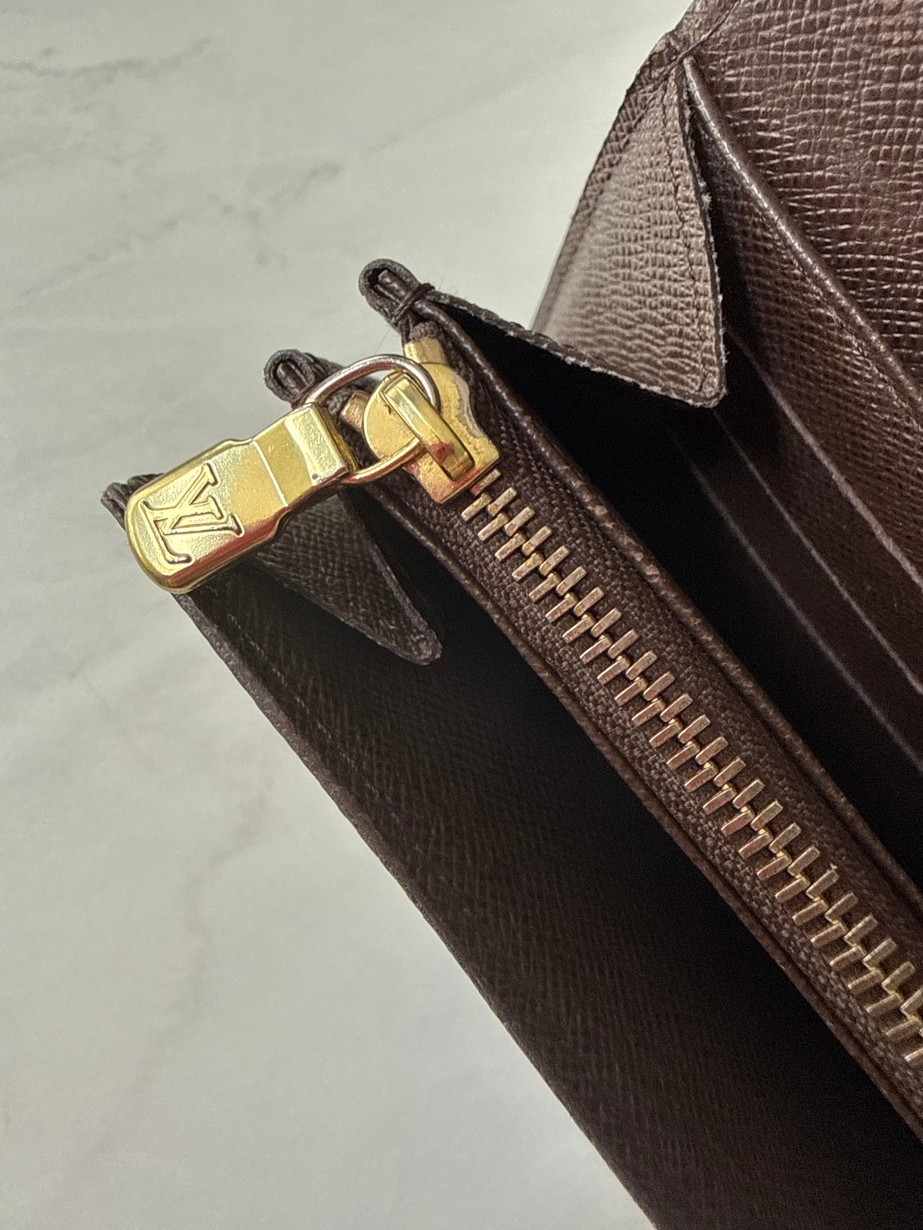 Louis Vuitton Ebene Sarah Wallet