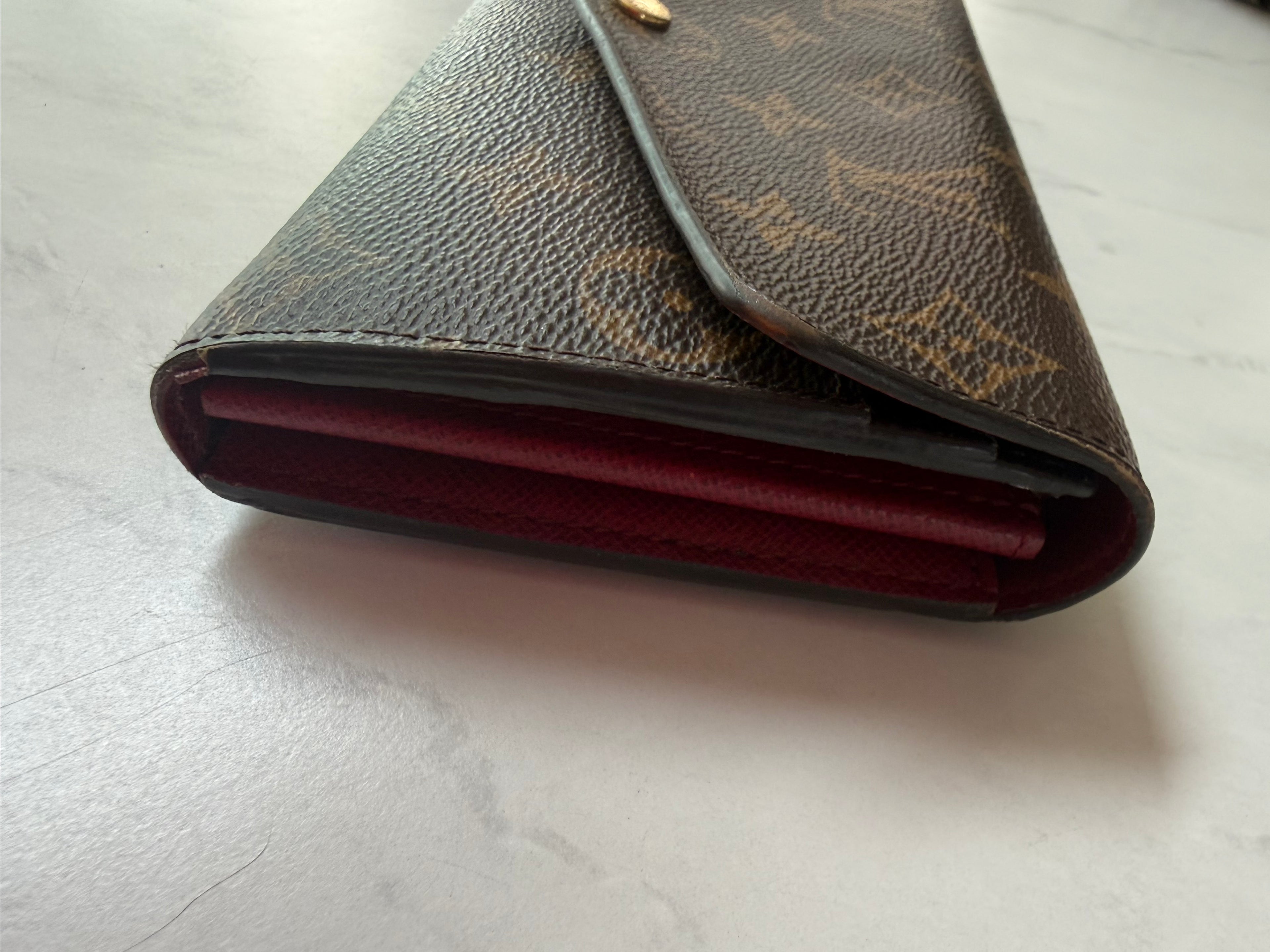 Louis Vuitton Sarah Wallet (Fuchsia)