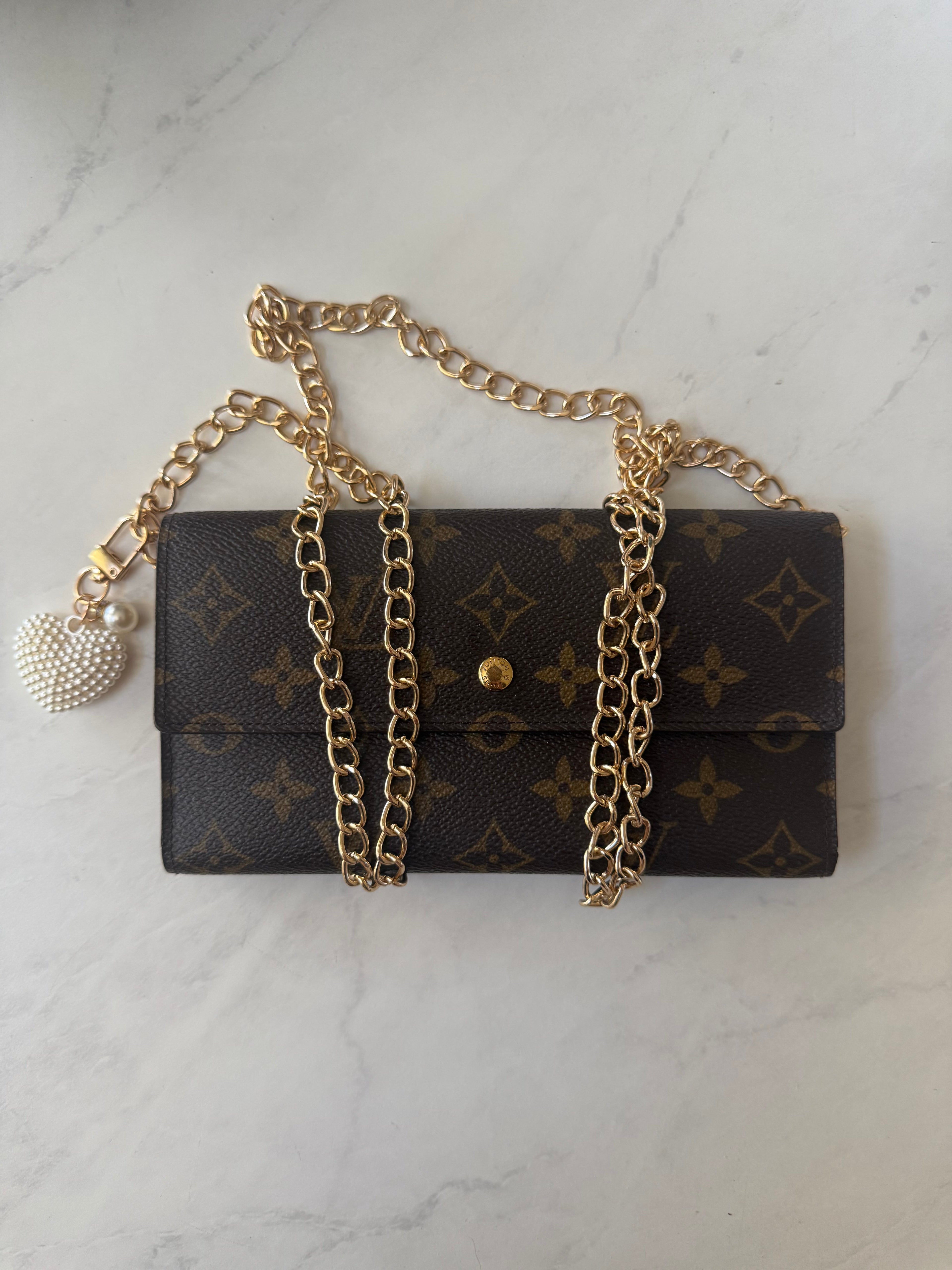 Louis Vuitton Porte Tresor International Wallet