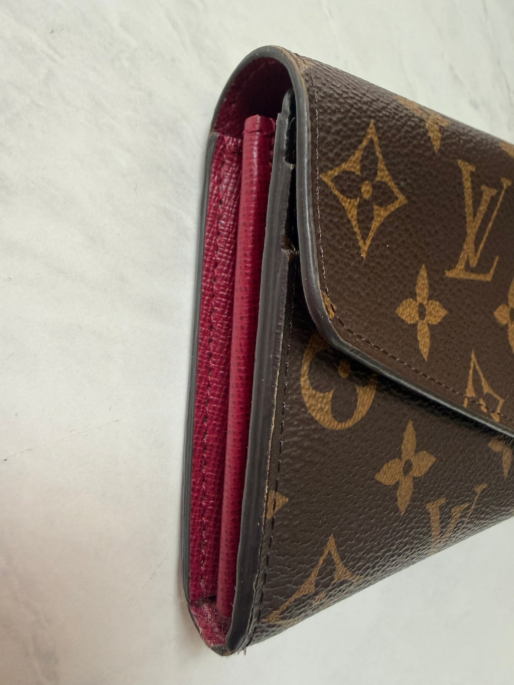 Louis Vuitton Sarah Wallet (Fuchsia)