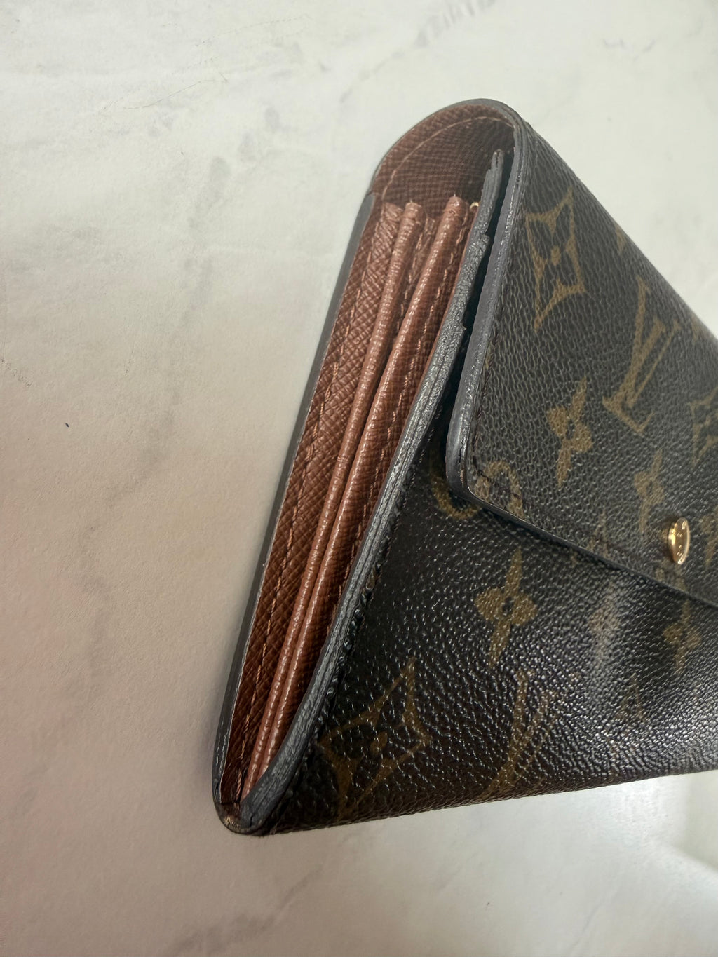 Louis Vuitton Monogram Sarah Wallet