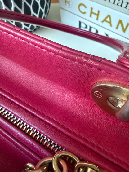 Preloved Christian Dior Lambskin Cannage Medium Lady Dior Fuchsia