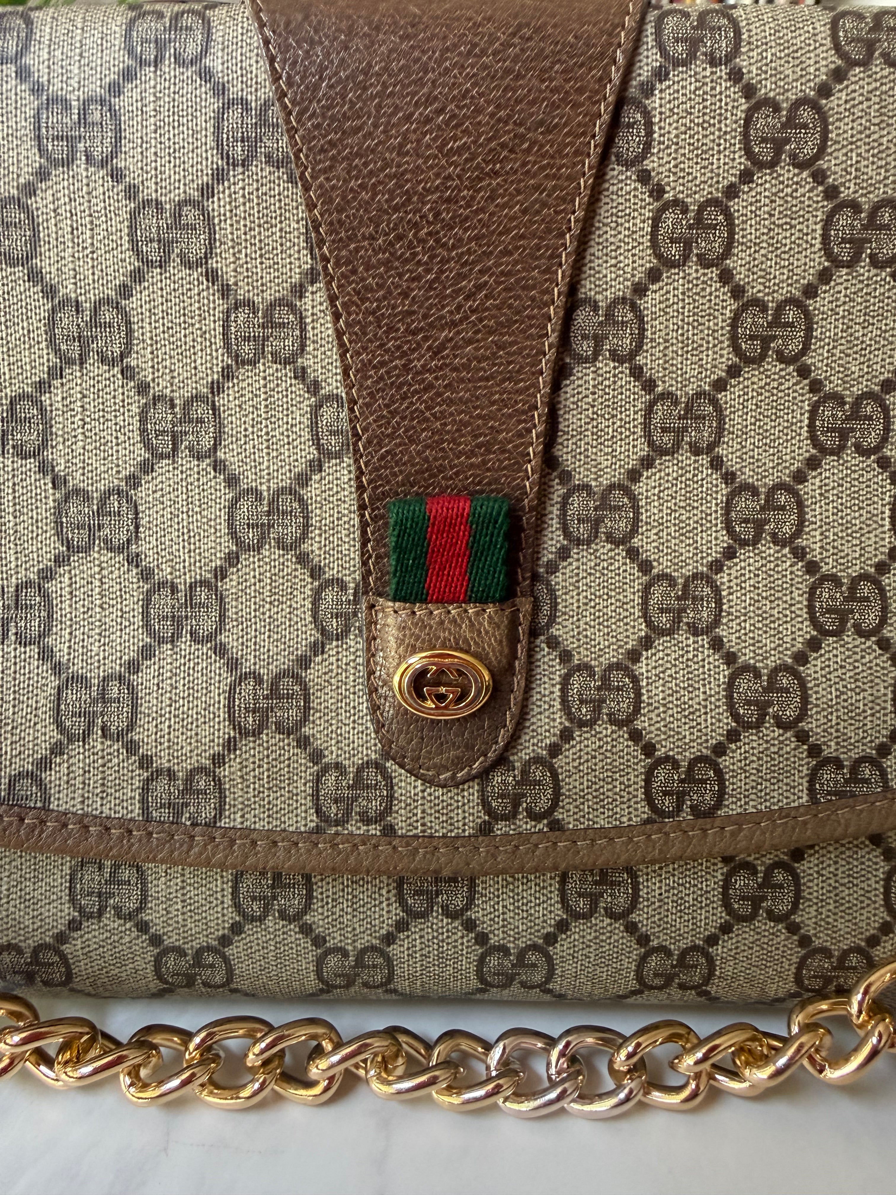Gucci GG Monogram Supreme Ophidia Clutch