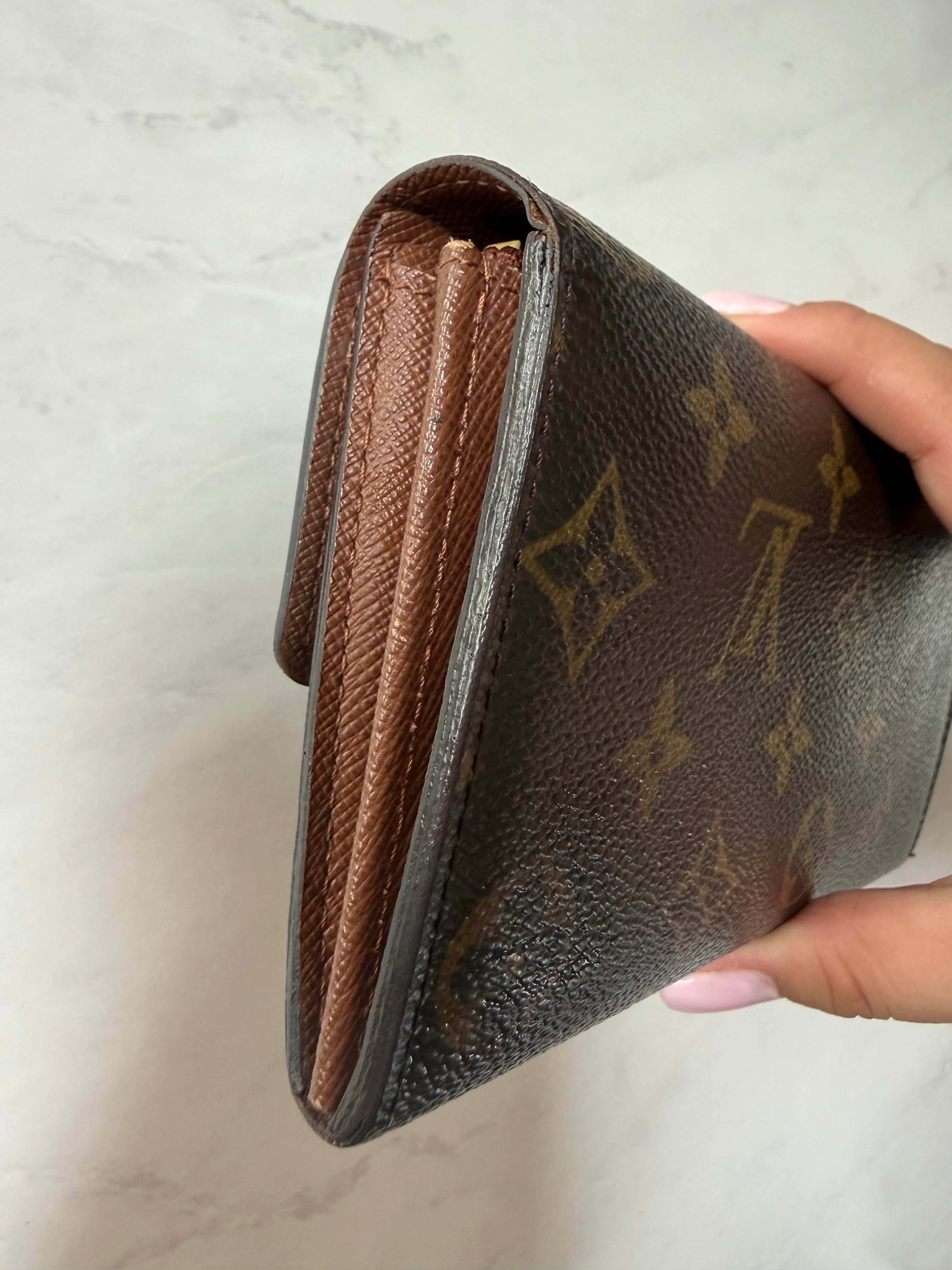 Louis Vuitton Monogram Sarah Wallet