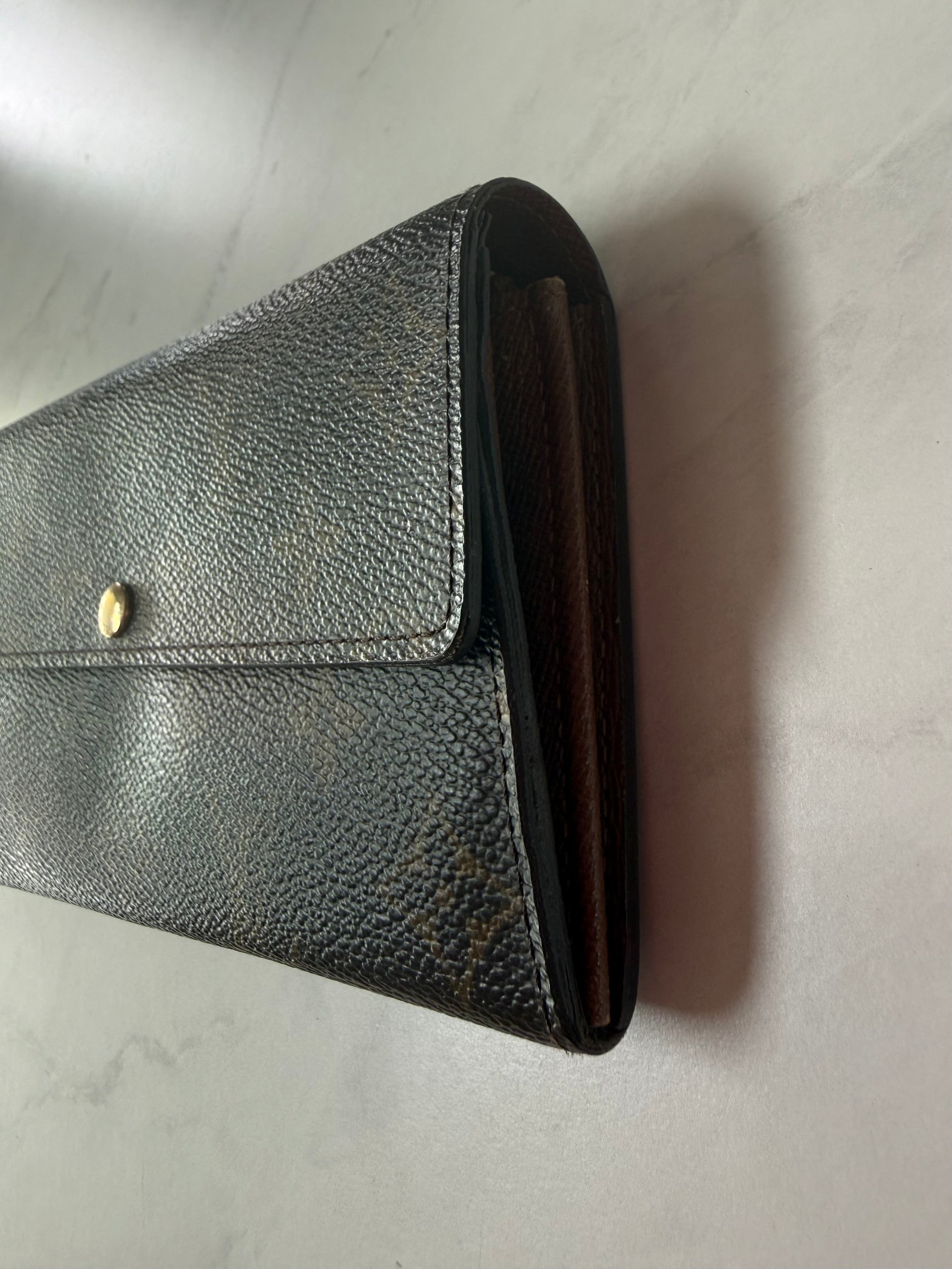 Louis Vuitton Monogram Sarah Wallet
