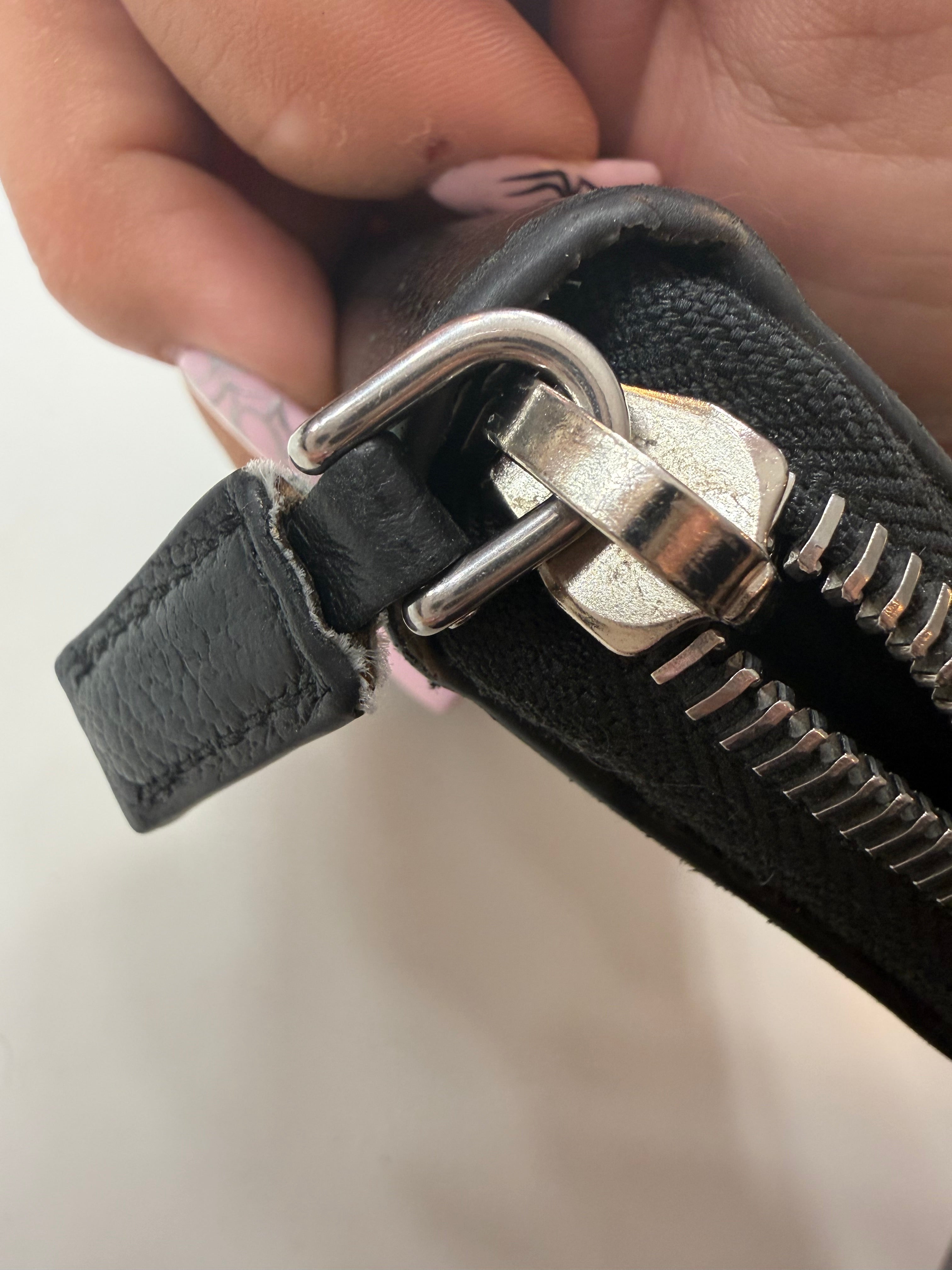 Black Leather Prada Silver HW Zippy Wallet