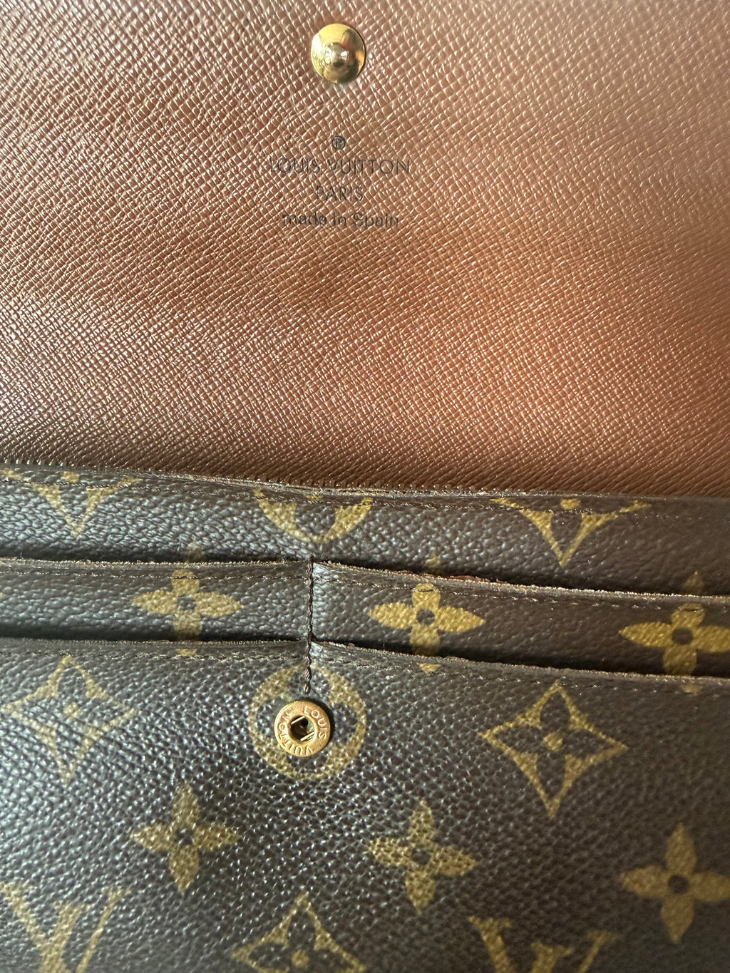 Louis Vuitton Monogram Sarah Wallet
