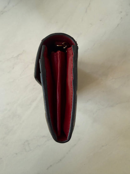 F Is Fendi Leather Wallet On Chain