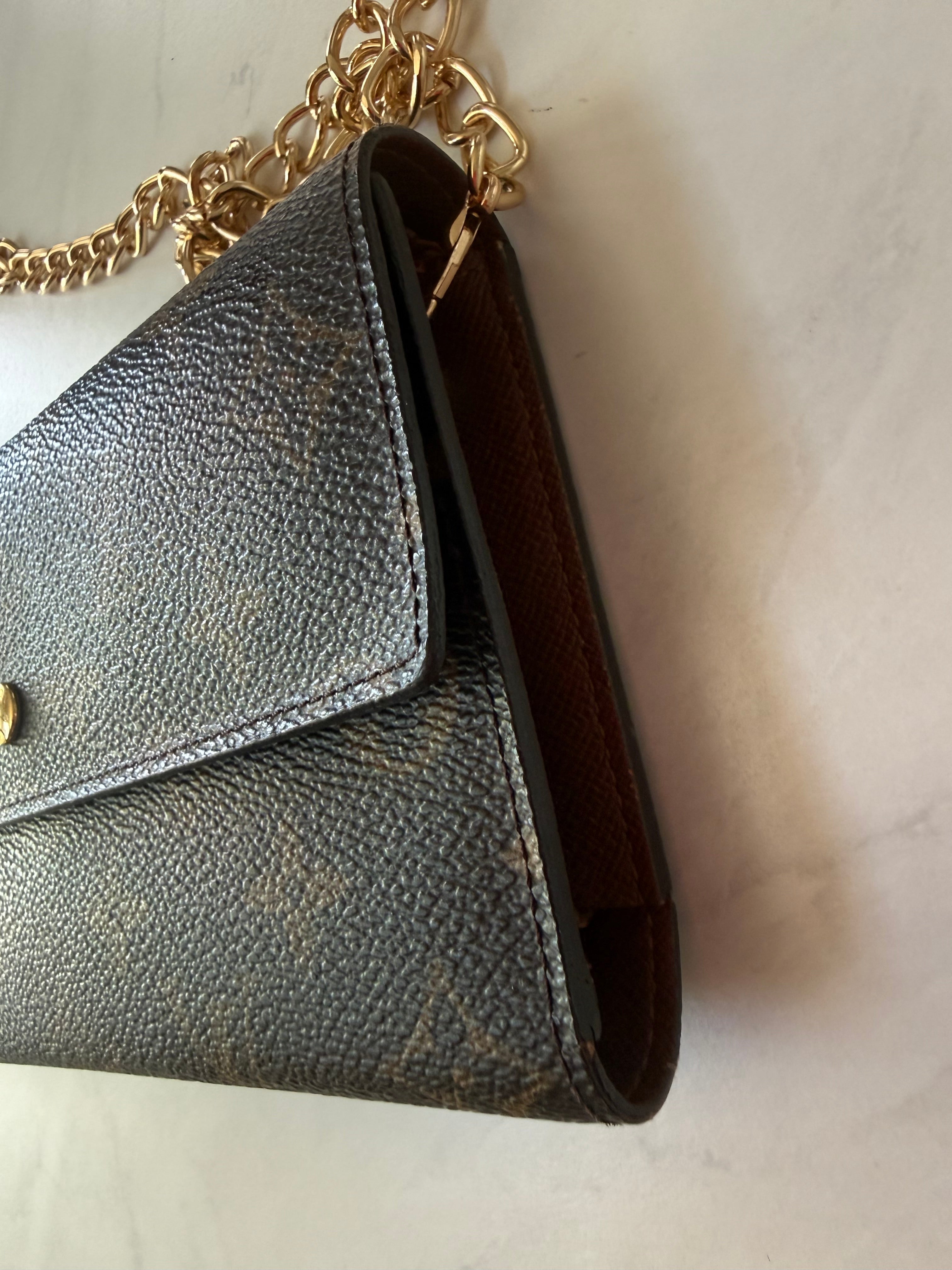 Louis Vuitton Porte Tresor International Wallet