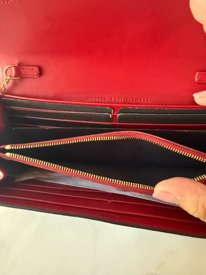 F Is Fendi Leather Wallet On Chain