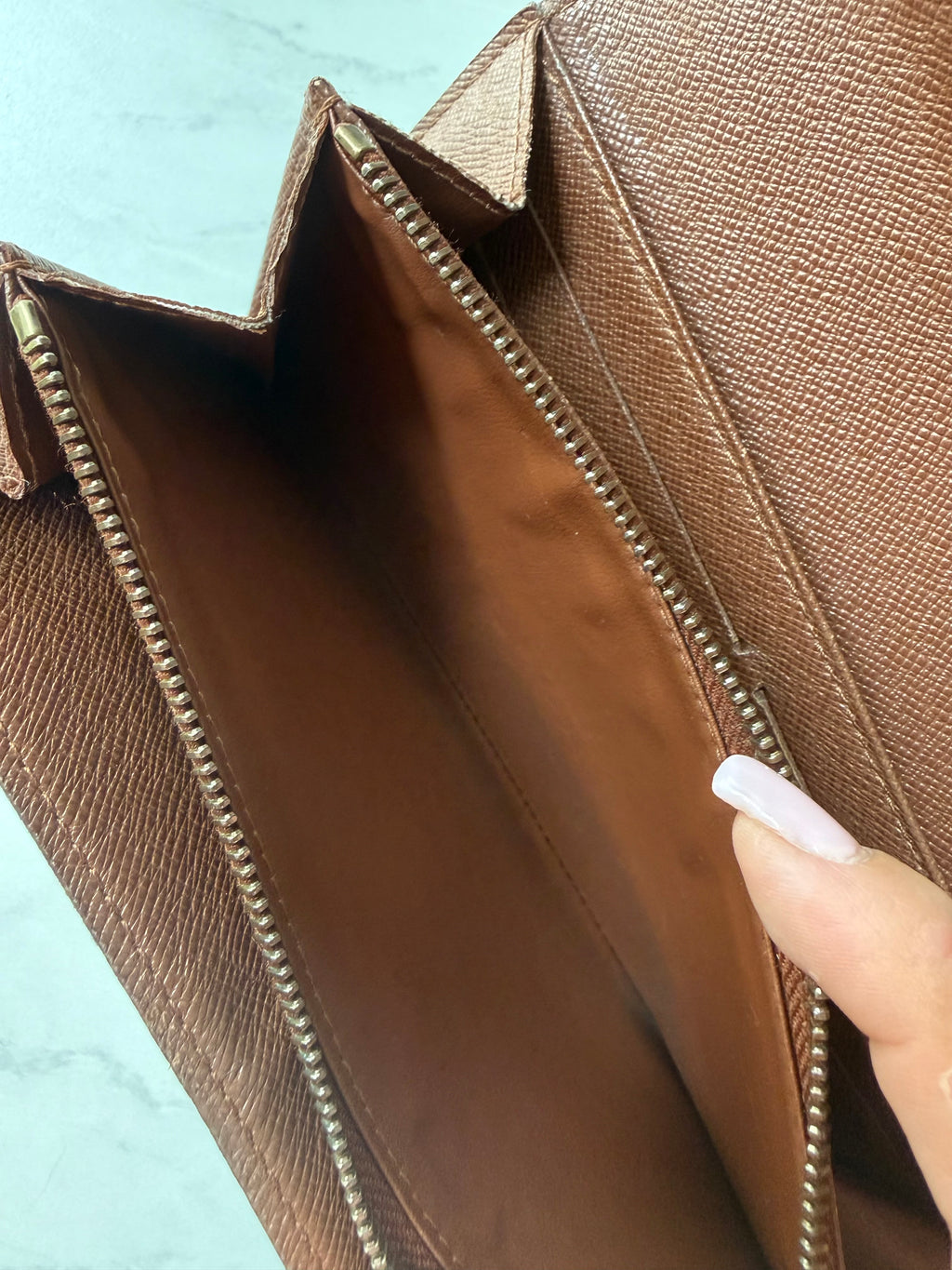 Louis Vuitton Monogram Sarah Wallet