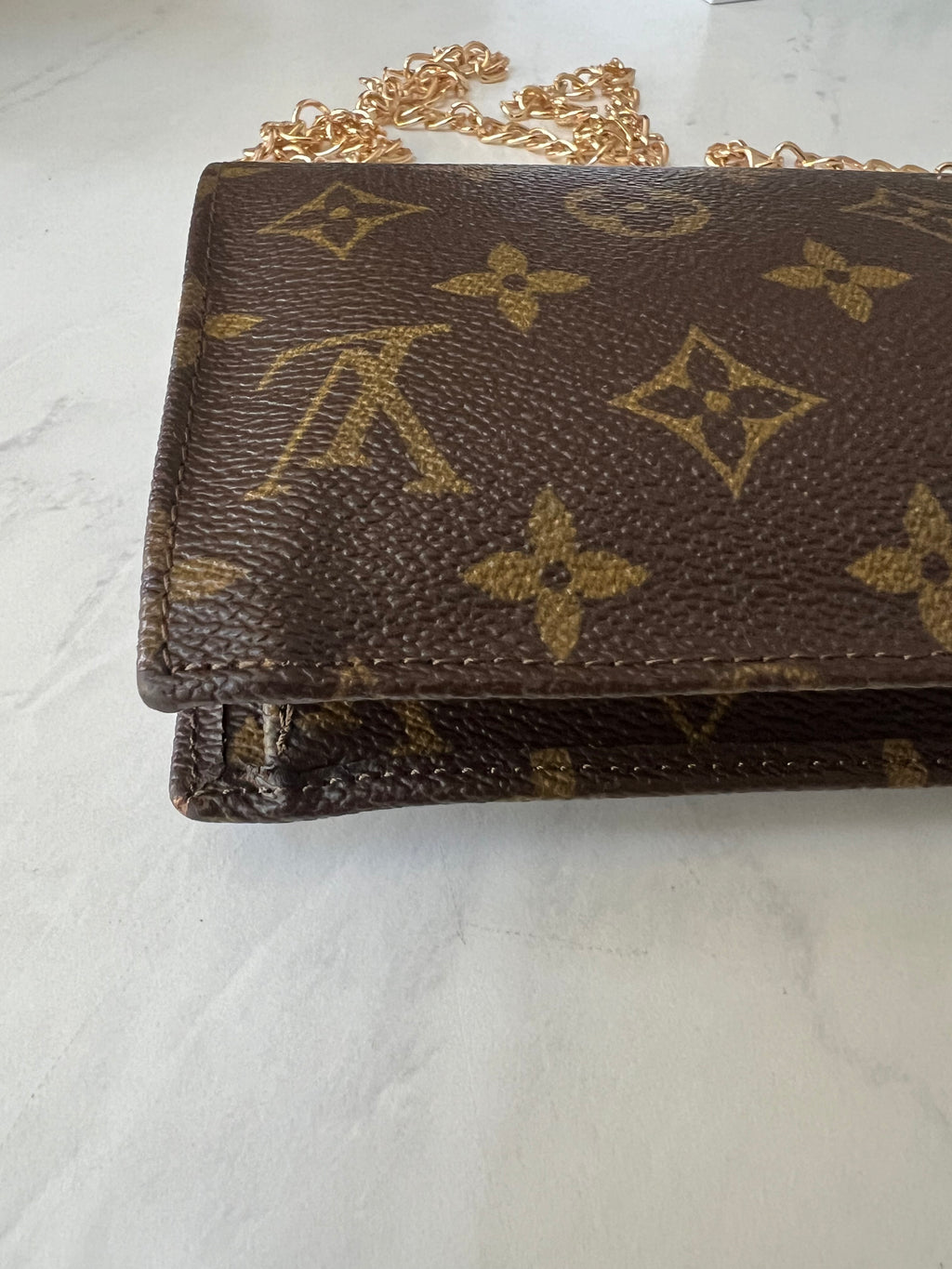 Louis Vuitton Rabat 23 Clutch
