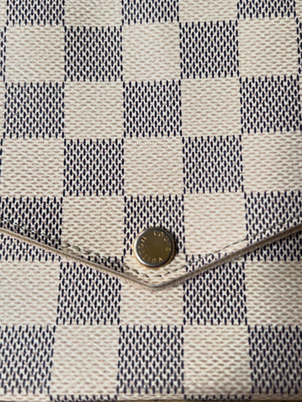 Louis Vuitton Azur Felicie Pochette