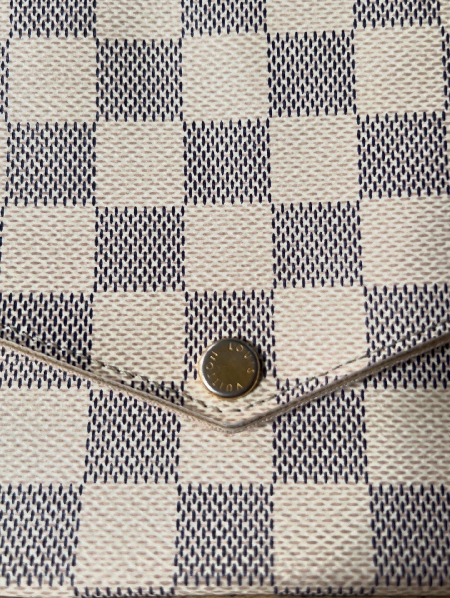 Louis Vuitton Azur Felicie Pochette