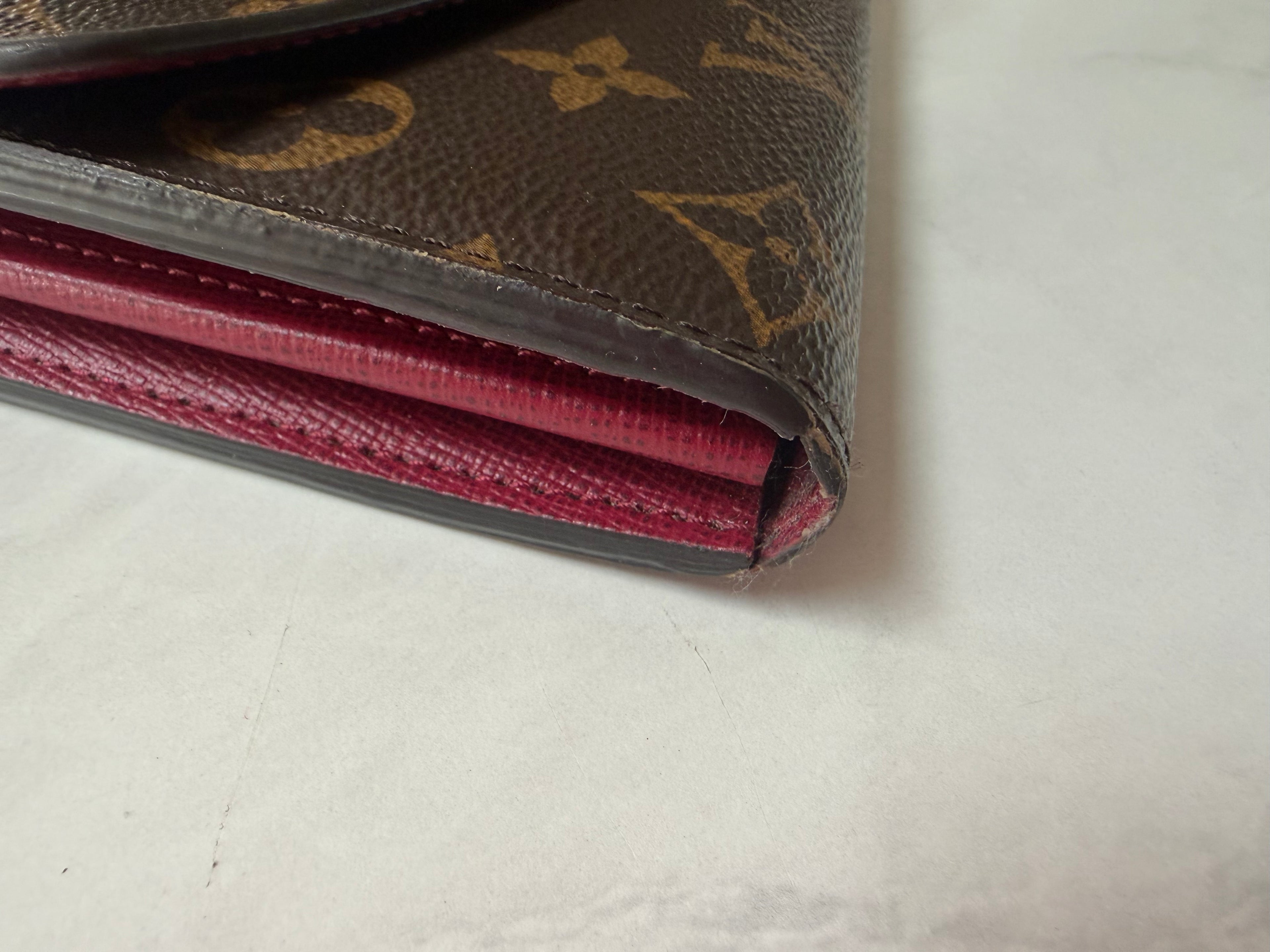 Louis Vuitton Sarah Wallet (Fuchsia)