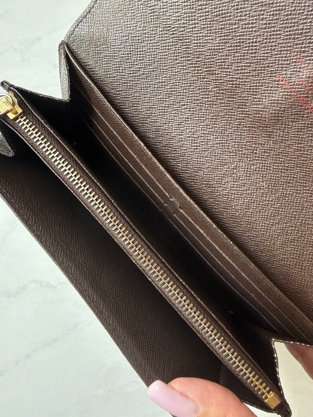 Louis Vuitton Ebene Sarah Wallet