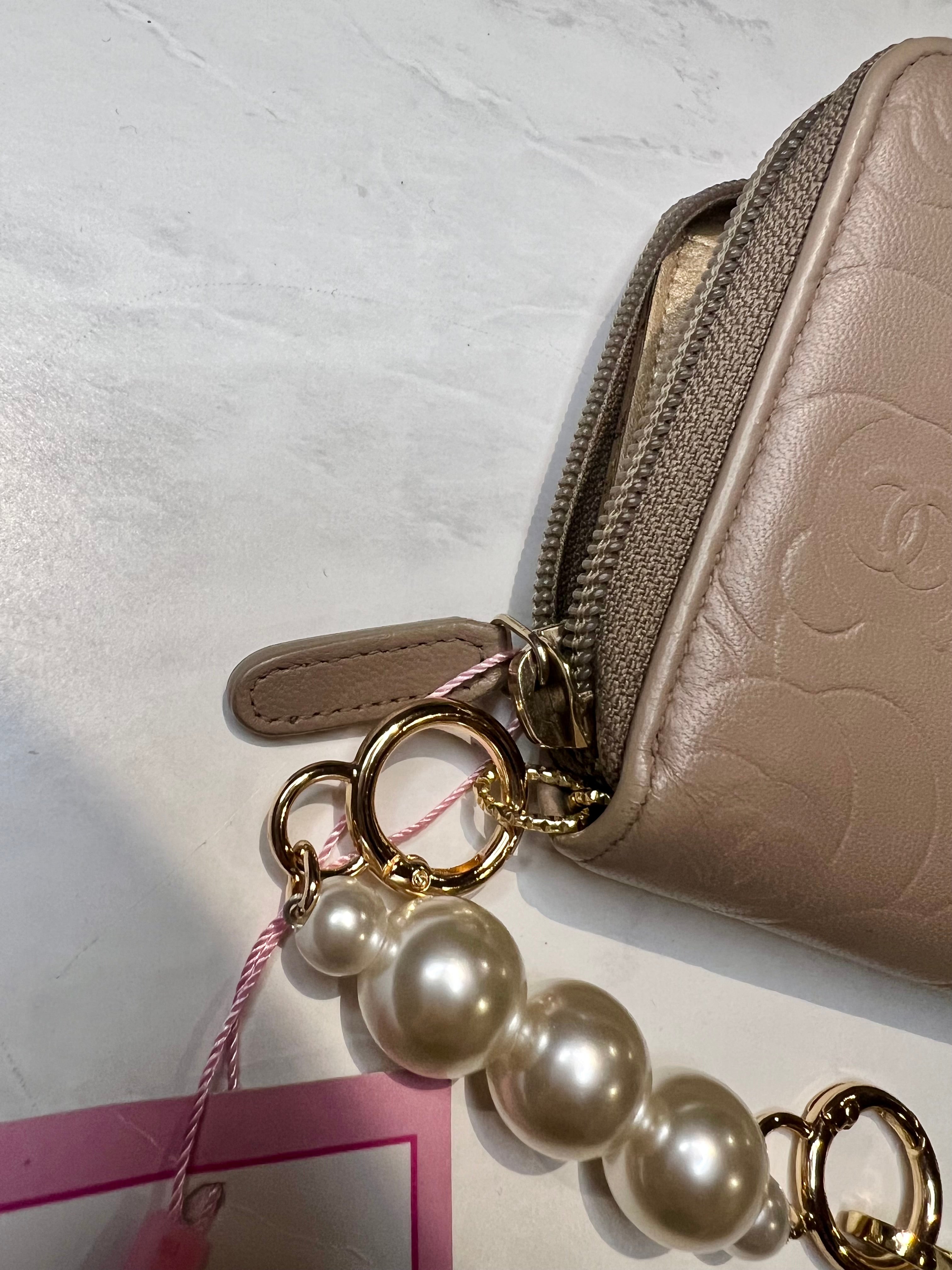 Chanel Lambskin Camellia  Nude Wallet