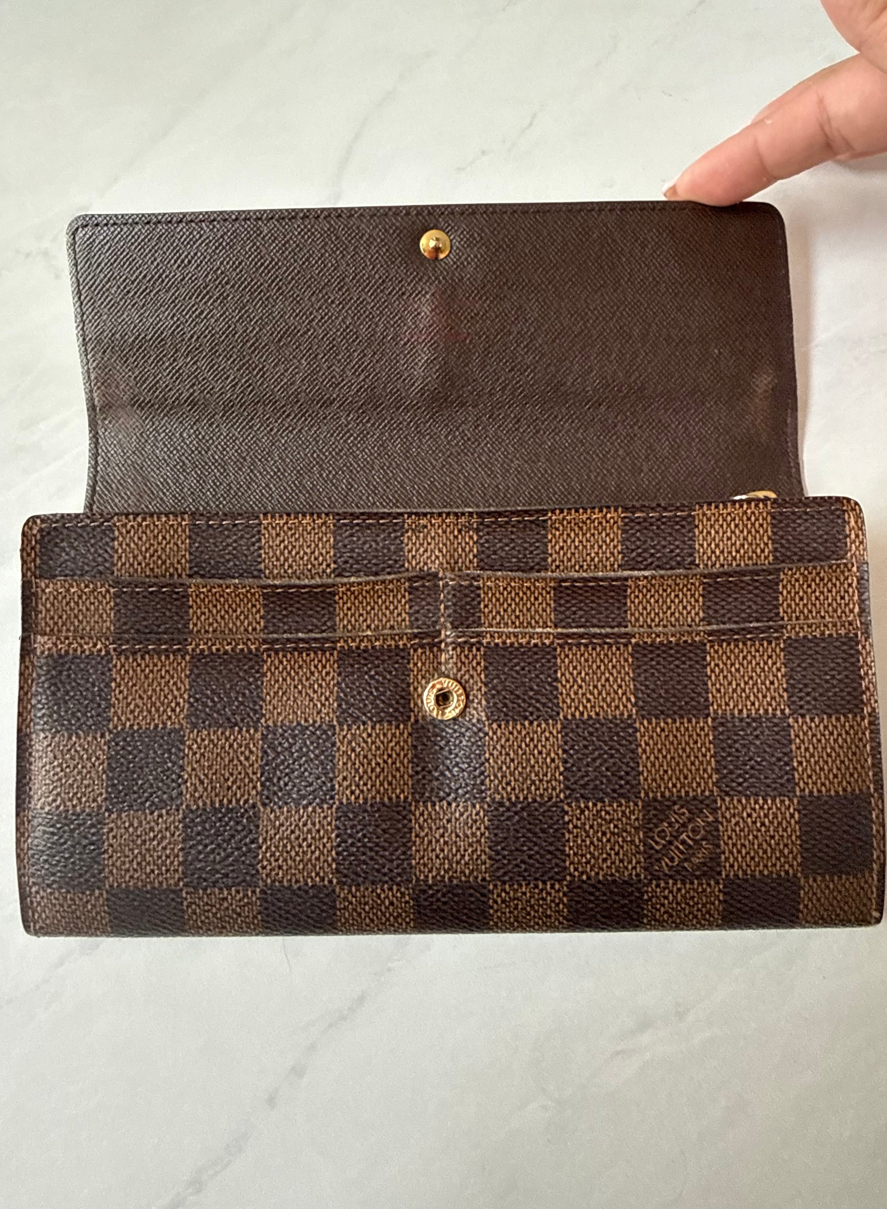 Louis Vuitton Ebene Sarah Wallet