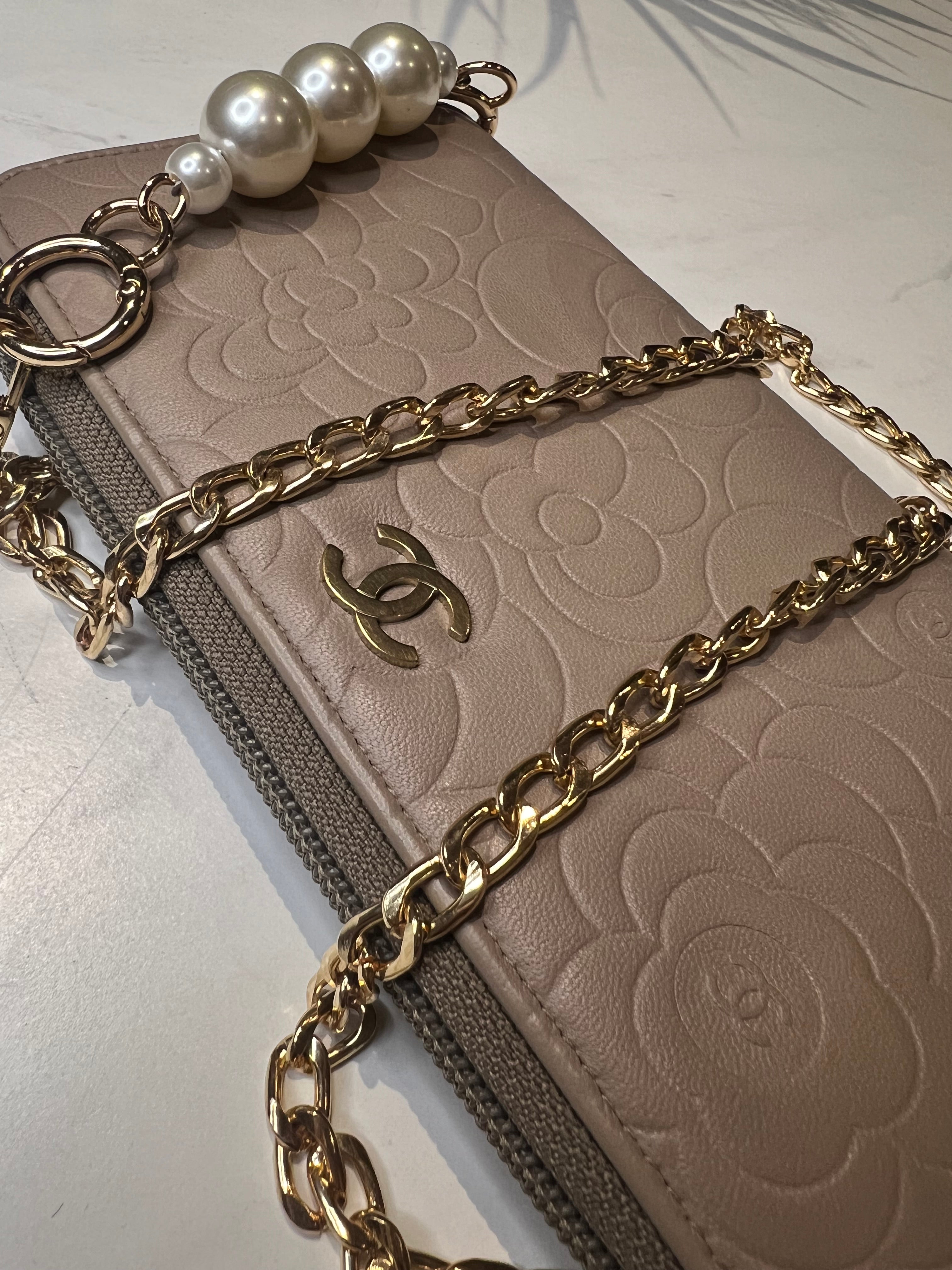 Chanel Lambskin Camellia  Nude Wallet