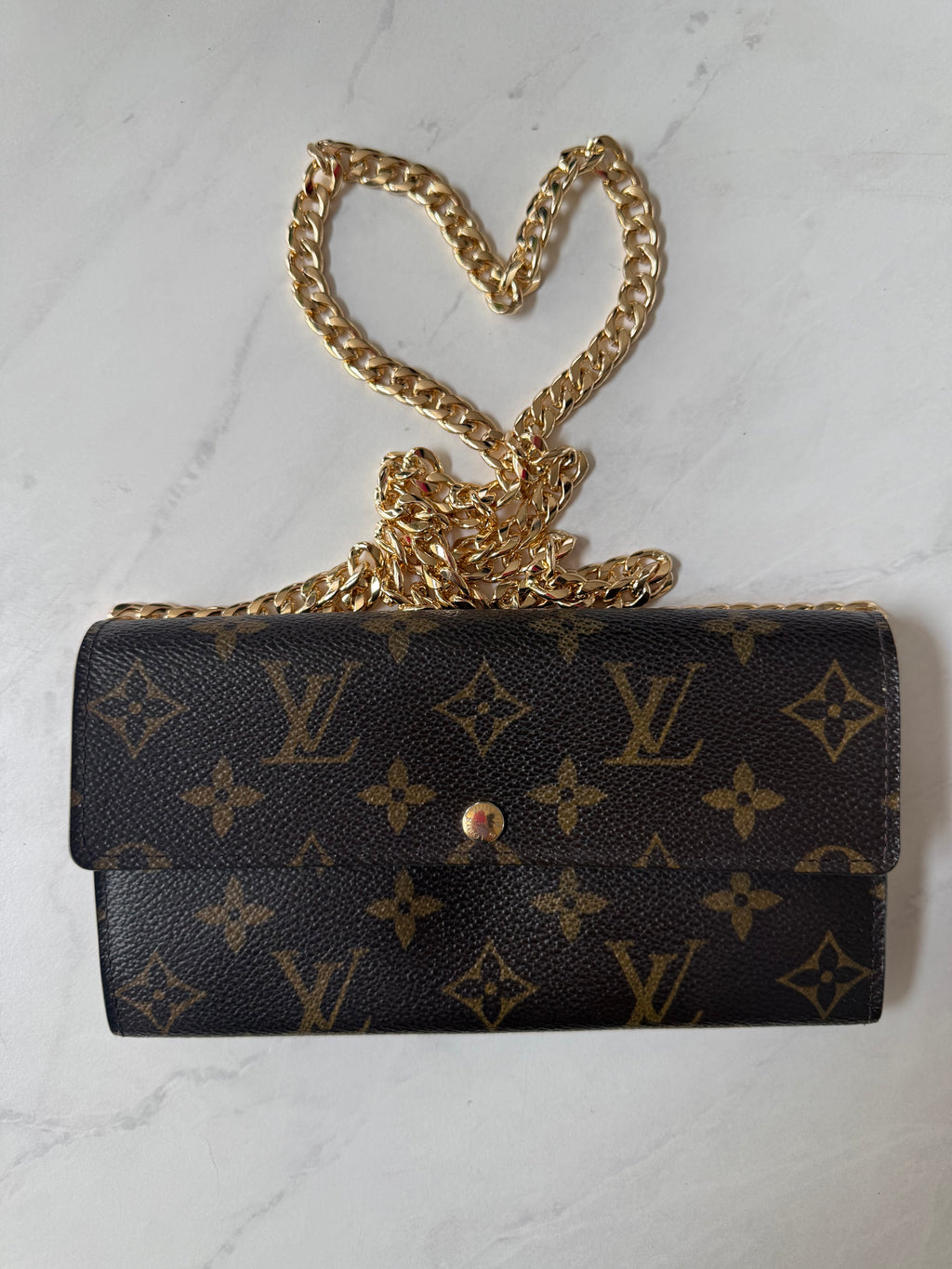 Louis Vuitton Monogram Sarah Wallet