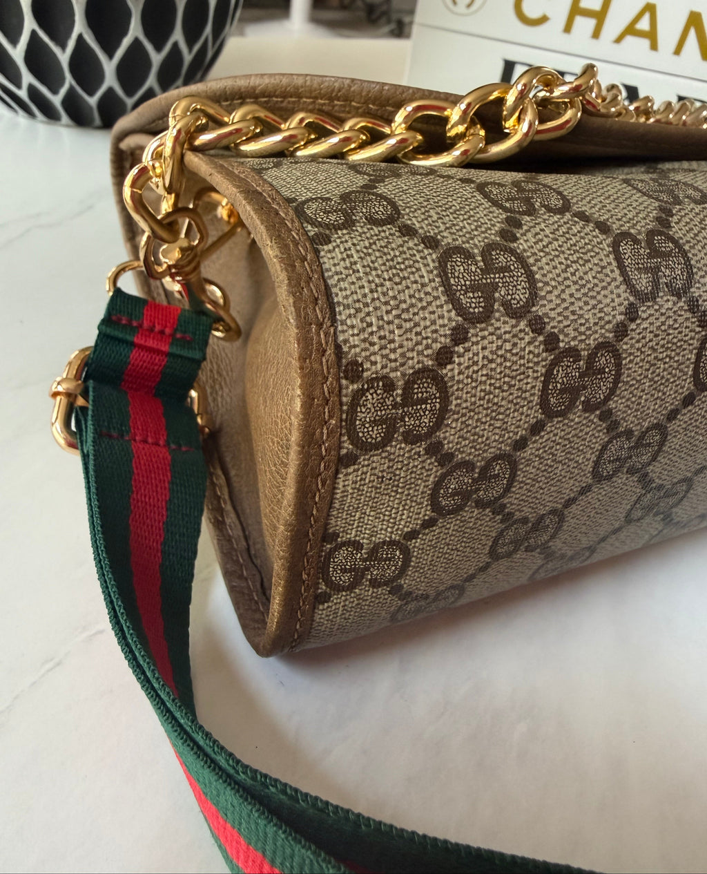 Gucci GG Monogram Supreme Ophidia Clutch