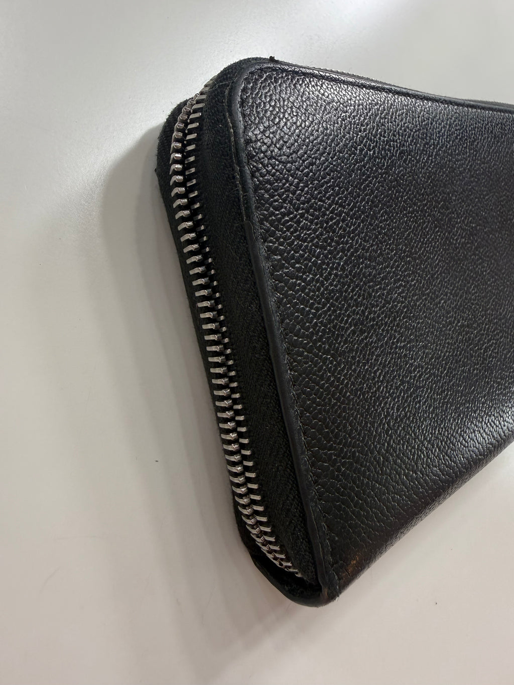 Black Leather Prada Silver HW Zippy Wallet