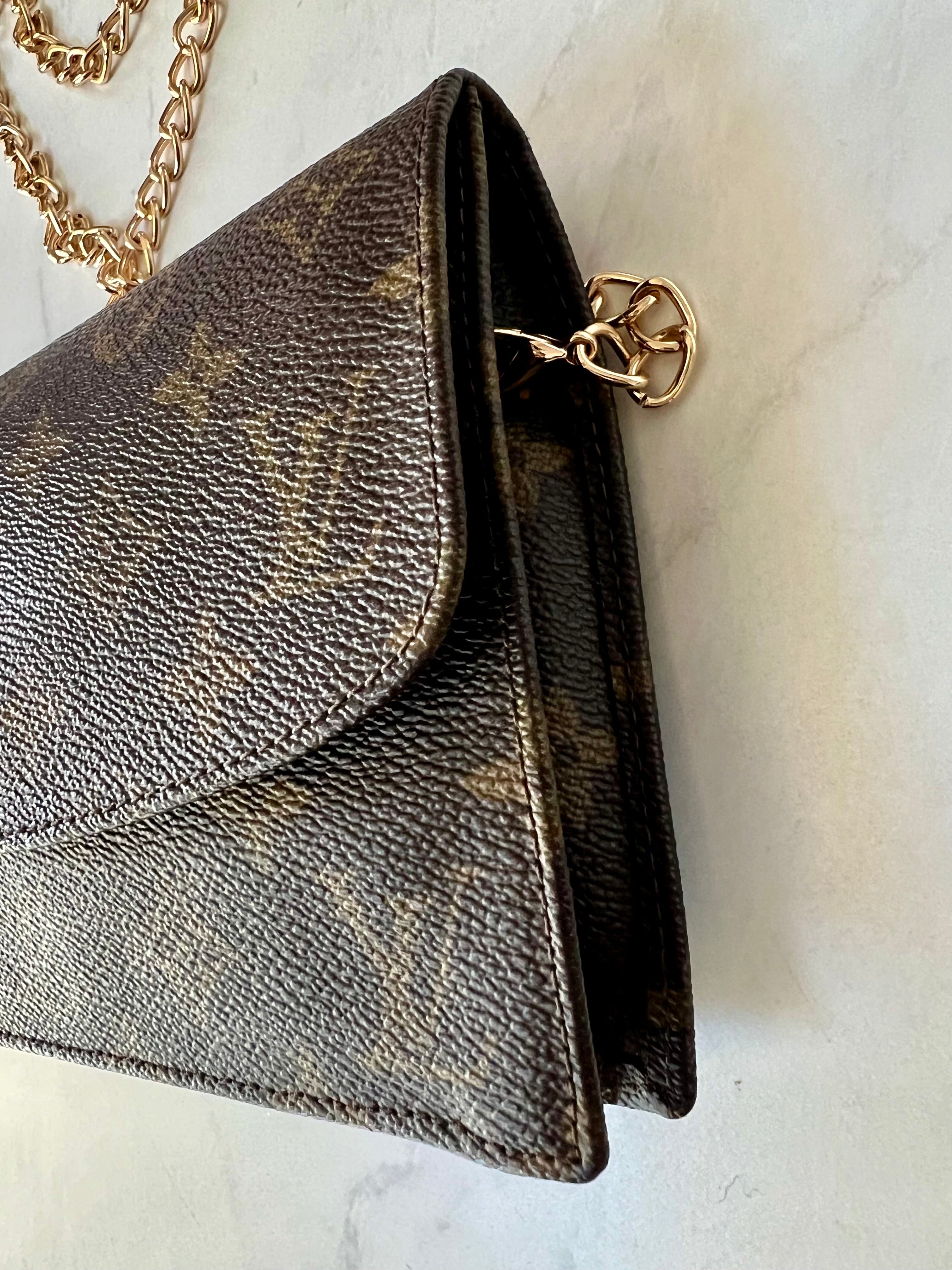 Louis Vuitton Rabat 23 Clutch