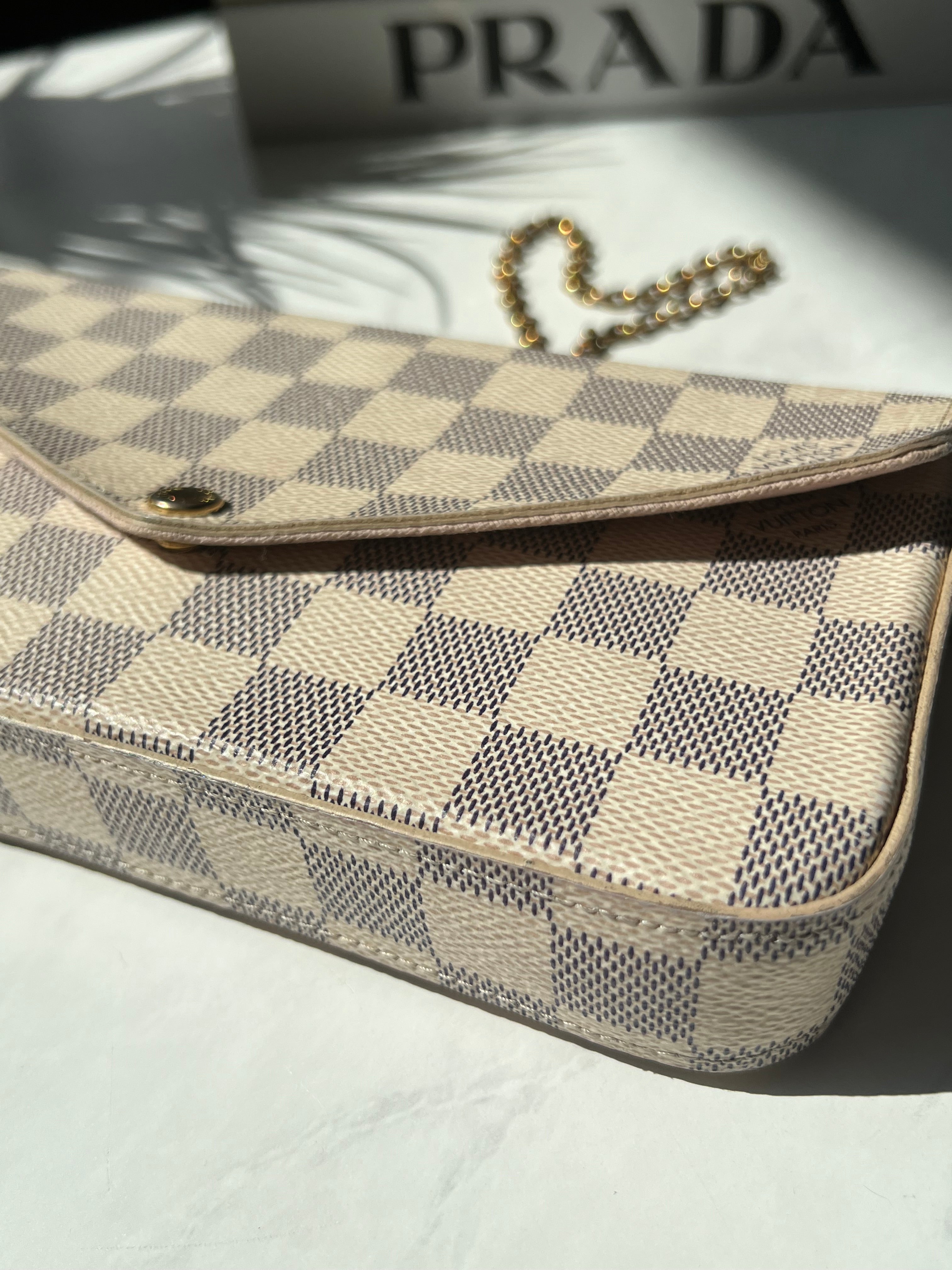 Louis Vuitton Azur Felicie Pochette