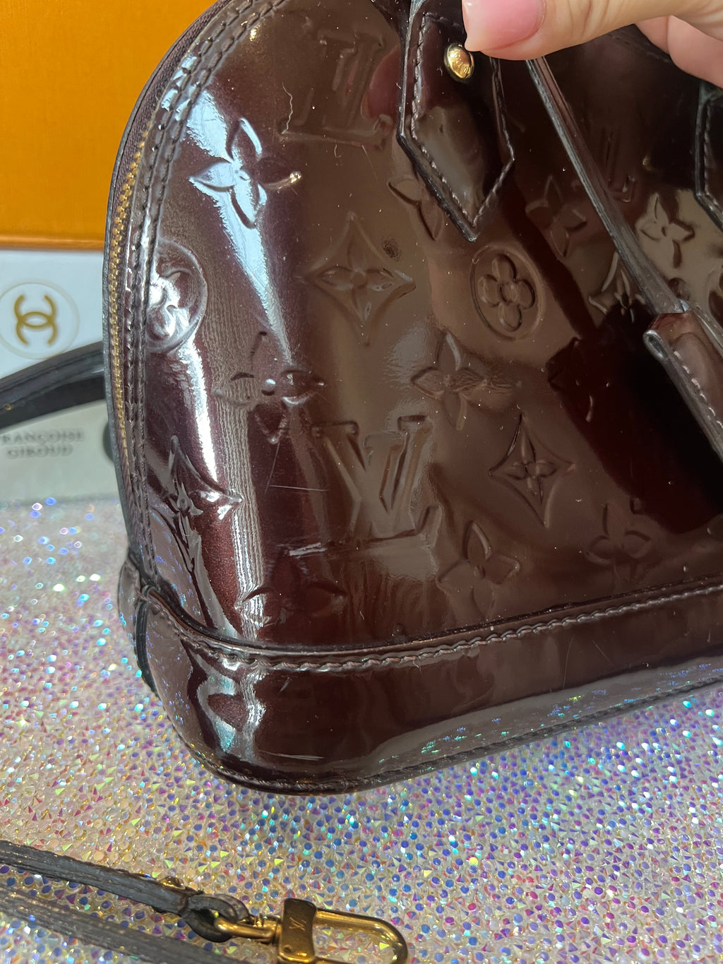 Louis Vuitton Vernis BB Alma Amarante