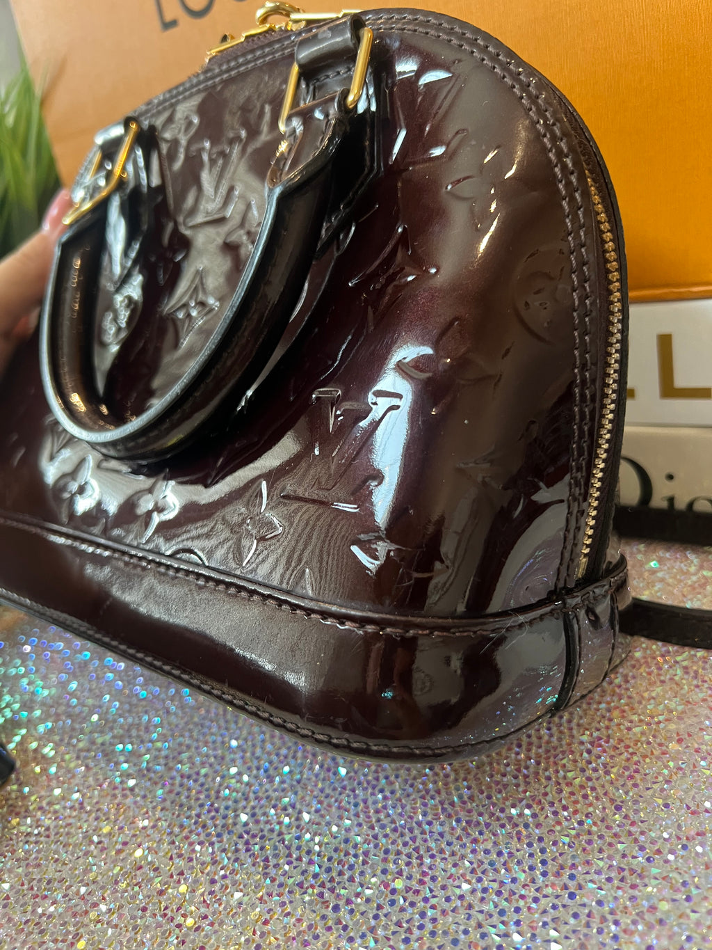 Louis Vuitton Vernis BB Alma Amarante