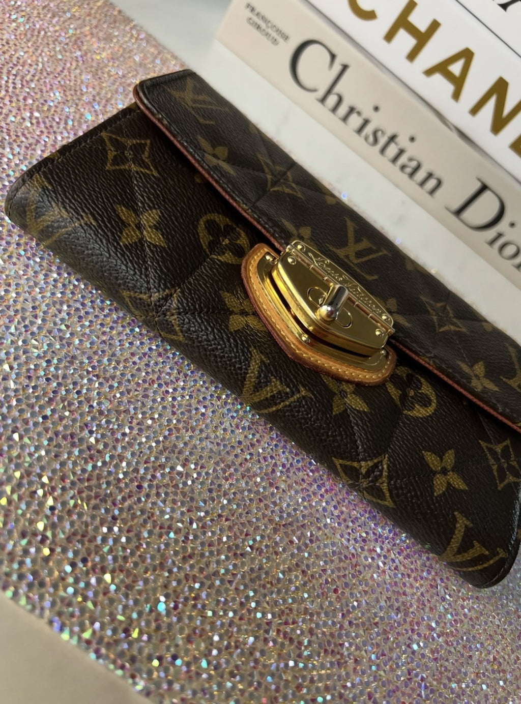 Louis Vuitton Monogram Etoile Sarah Wallet