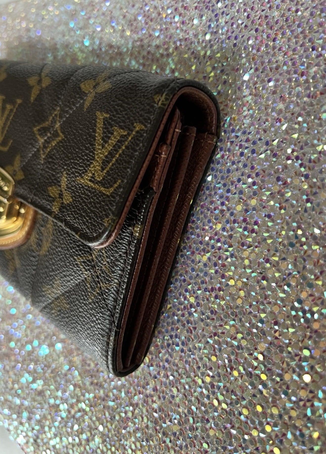Louis Vuitton Monogram Etoile Sarah Wallet